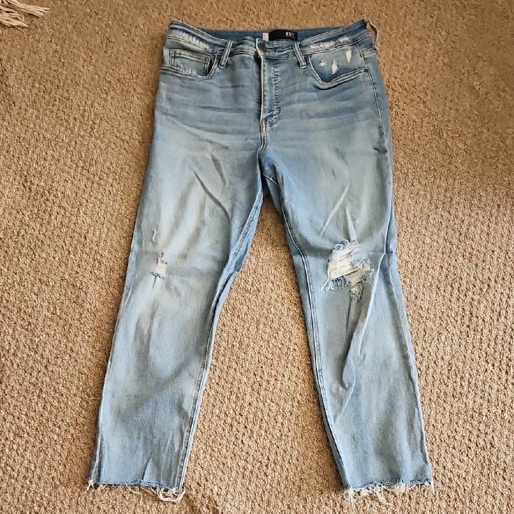 Kut from the Kloth Light Blue Distressed Cropped Jeans